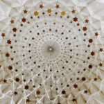 white and black diamond pattern