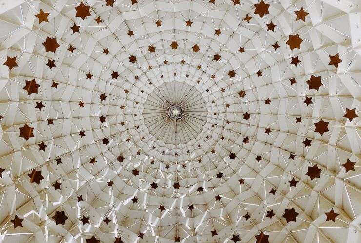 white and black diamond pattern