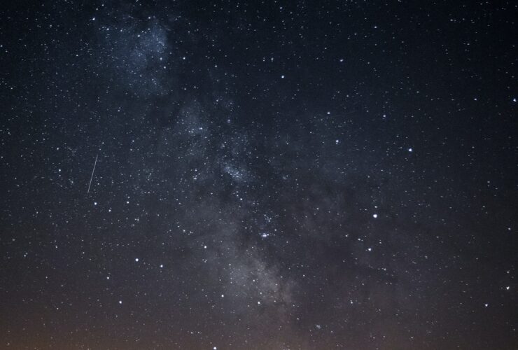person looking at the milkyway
