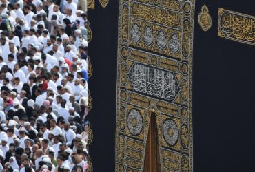 people gathering inside Mecca