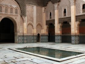 photography pool center in house