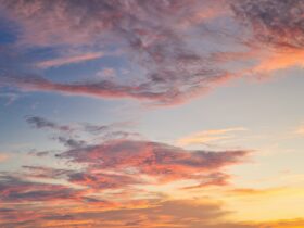 blue and white sky close-up photography