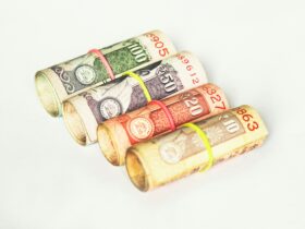 assorted-denomination Indian rupee banknote lot